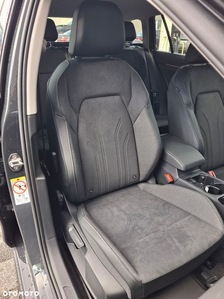 Volkswagen Golf 1.5 eTSI mHEV Style DSG - 18