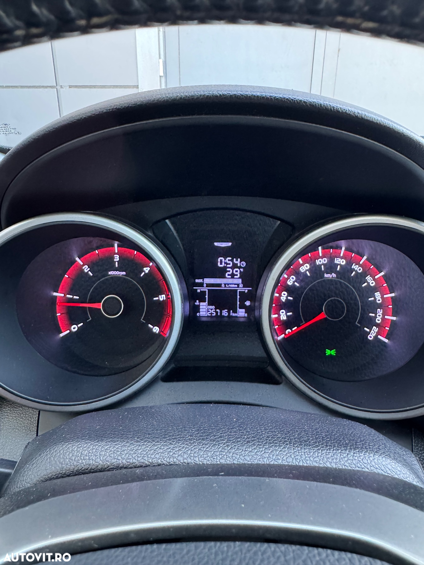 SsangYong Tivoli - 11