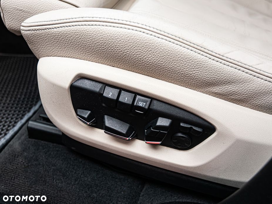 BMW X5 xDrive25d - 9