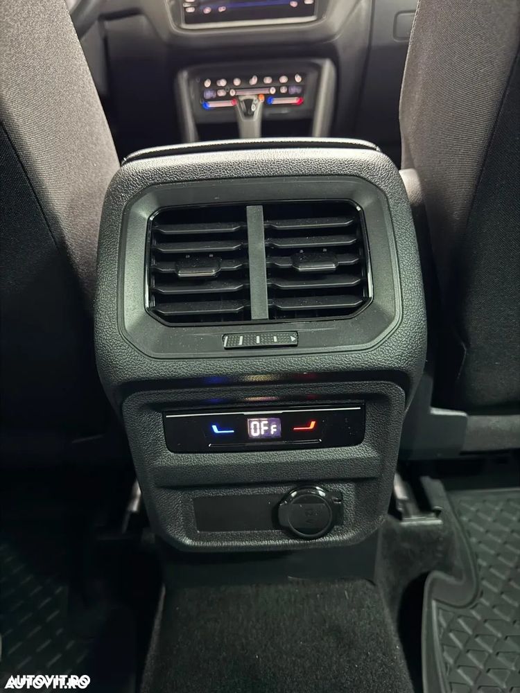 Volkswagen Tiguan - 23