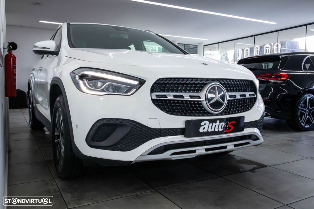 Mercedes-Benz GLA 200 d Style - 4