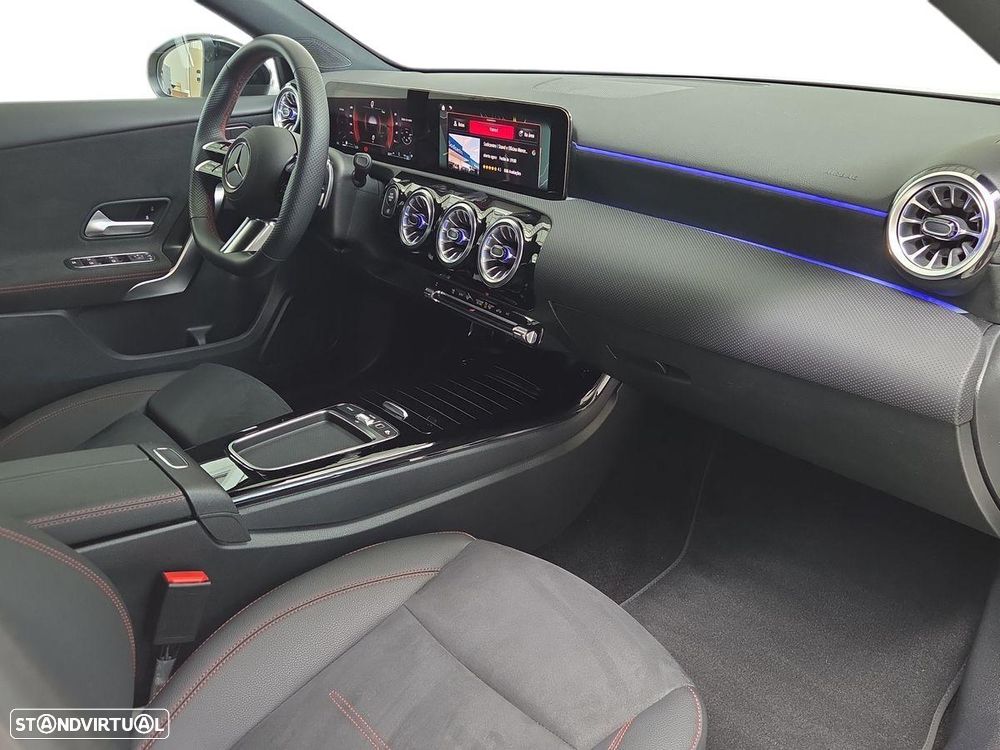 Mercedes-Benz A 180 d 8G-DCT Advanced AMG Line - 22