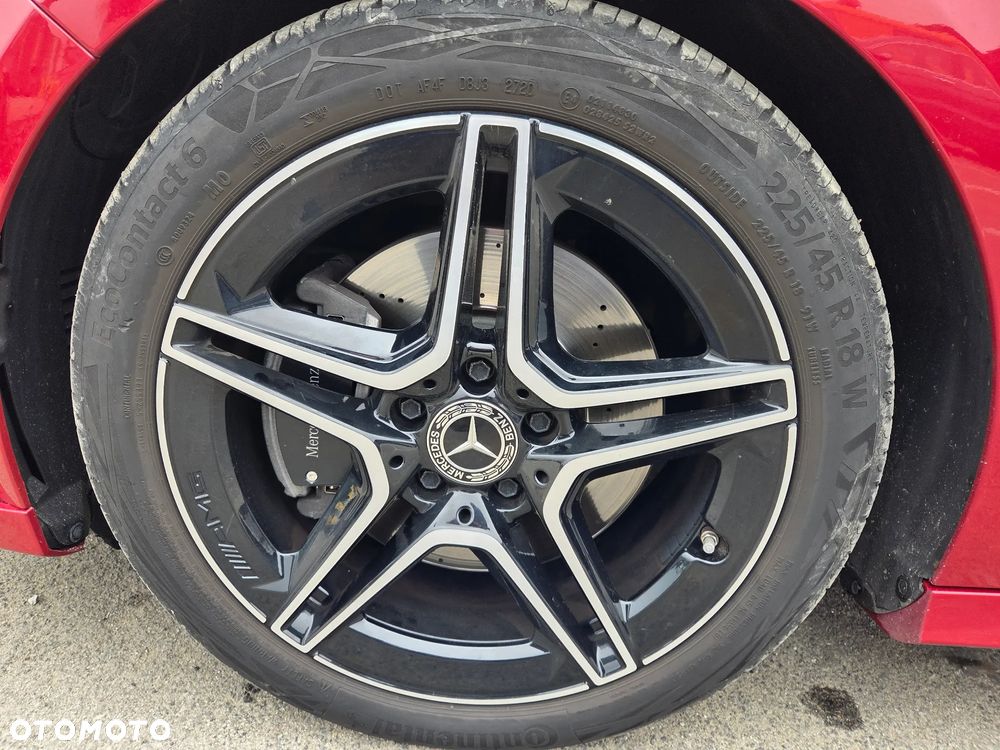 Mercedes-Benz Klasa B 220 4-Matic AMG Line 7G-DCT - 5