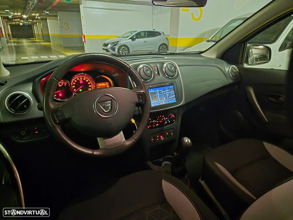 Dacia Sandero 0.9 TCe Stepway - 24
