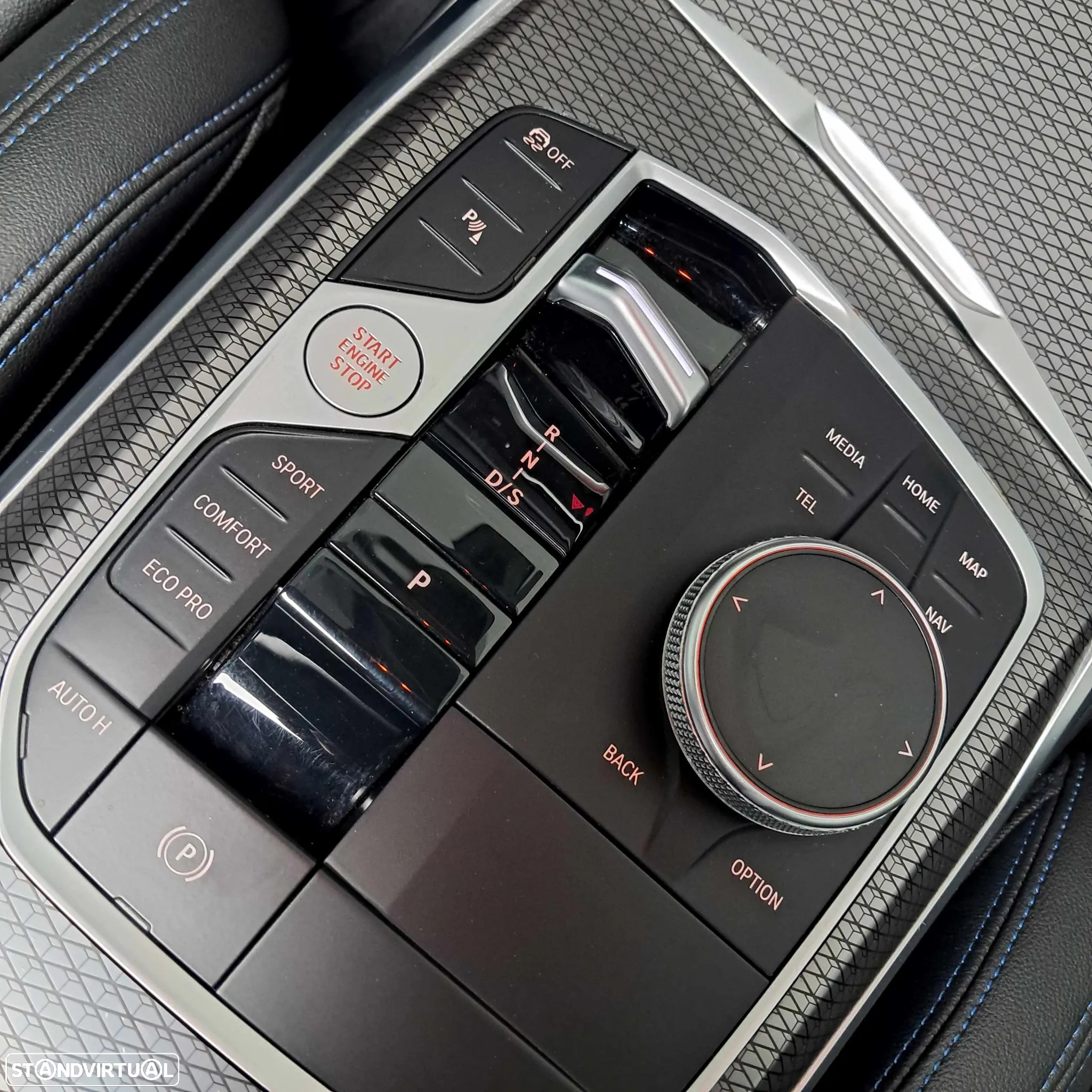 BMW 320 d Touring Pack Desportivo M Auto - 20