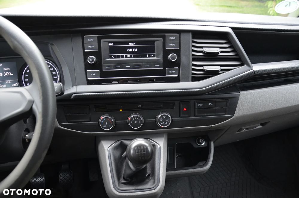 Volkswagen Transporter T6.1 - 20