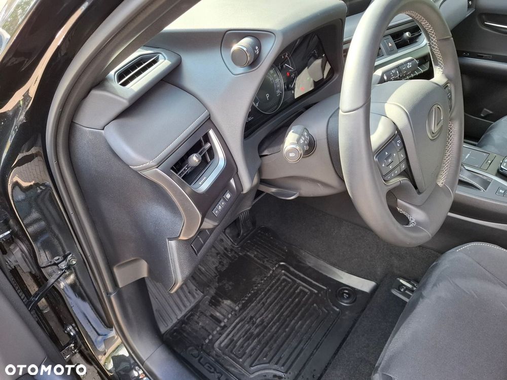Lexus UX 250h GPF Business Edition 2WD - 13