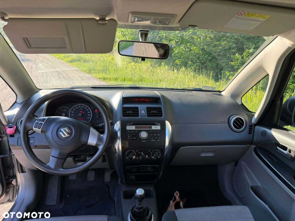 Suzuki SX4 - 7