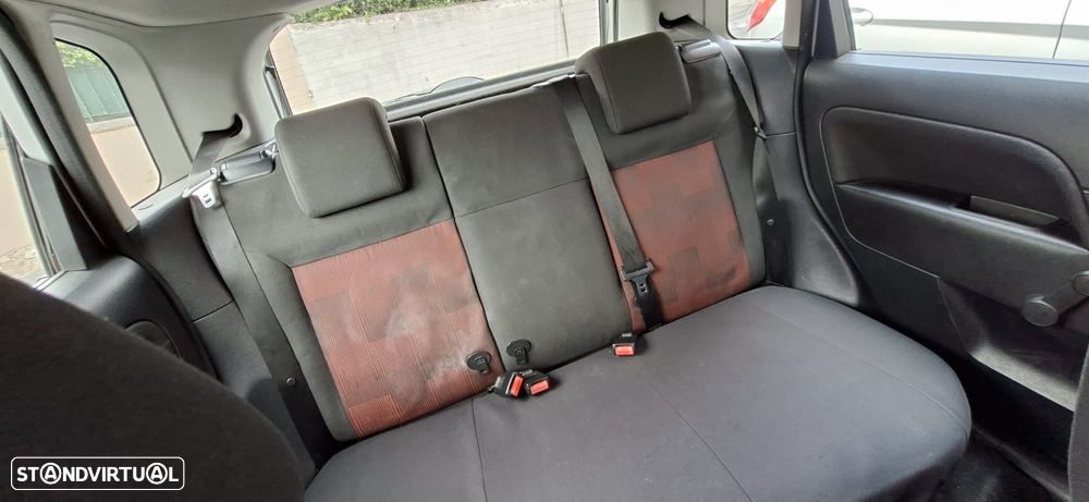 Ford Fiesta 1.25 Zetec - 11