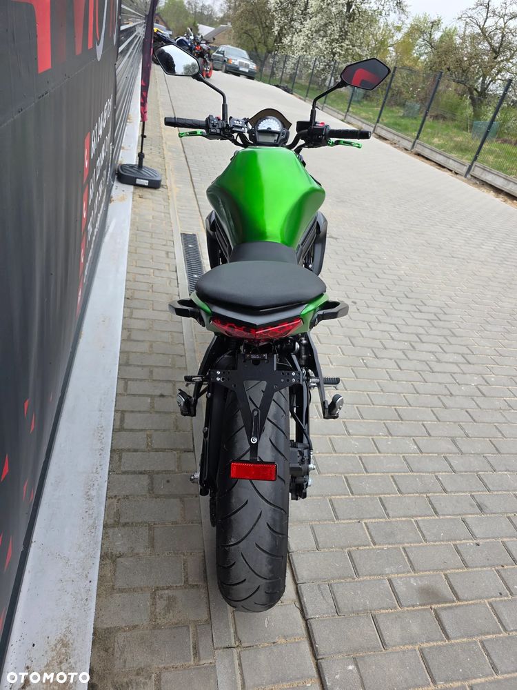 Kawasaki ER - 16