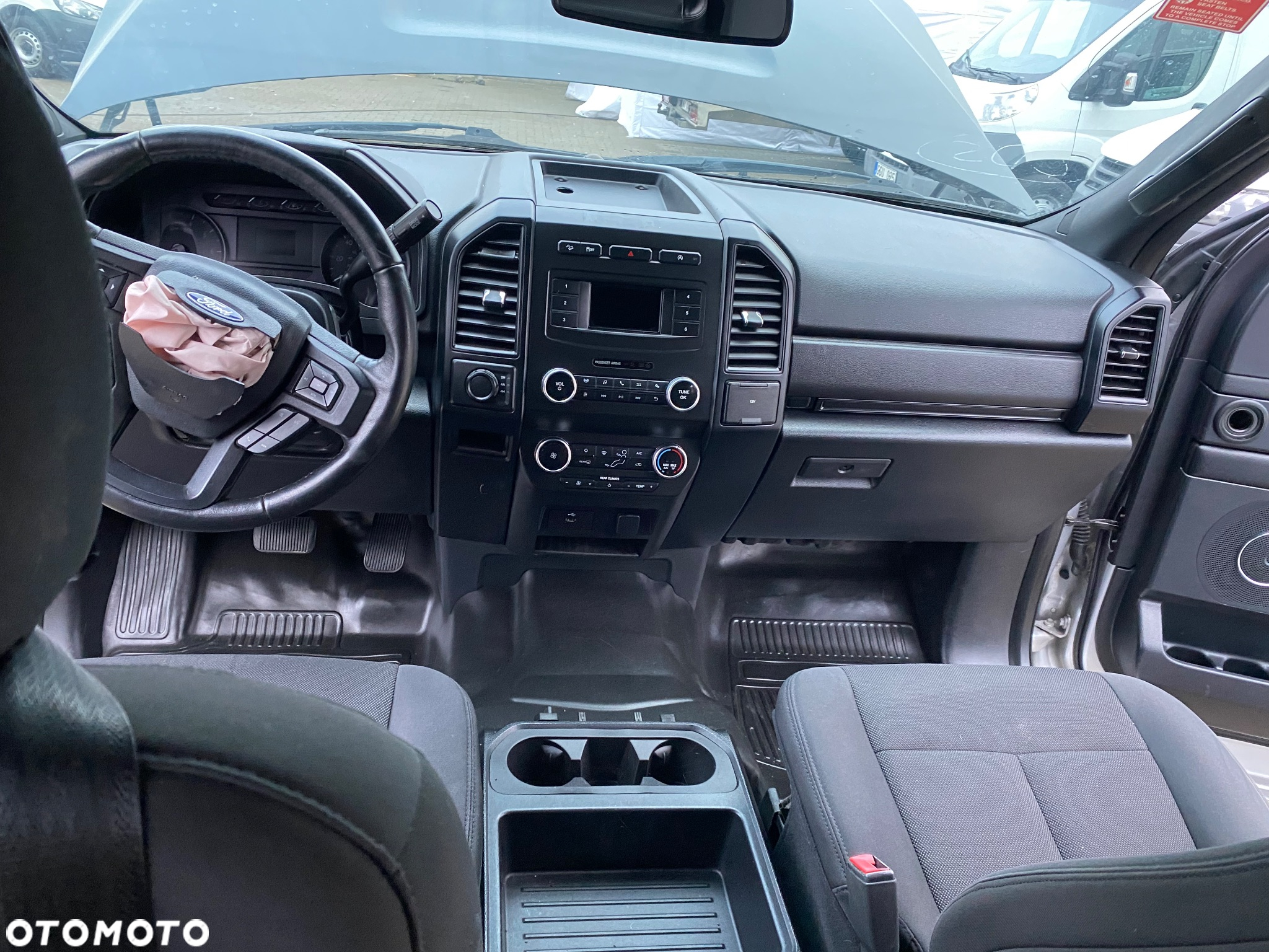 Ford Expedition - 13