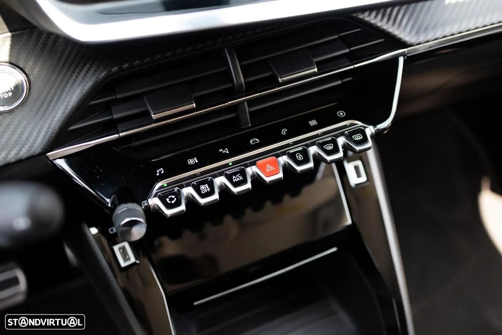 Peugeot e-2008 Allure - 26