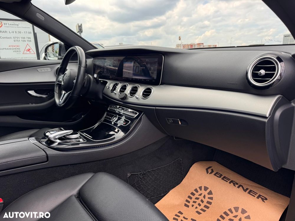 Mercedes-Benz E 220 d 4MATIC Aut. - 11