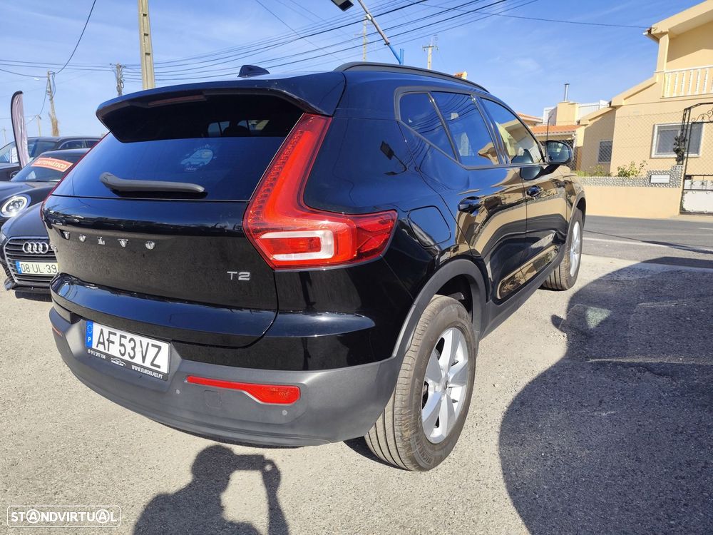 Volvo XC 40 1.5 T2 Momentum - 5