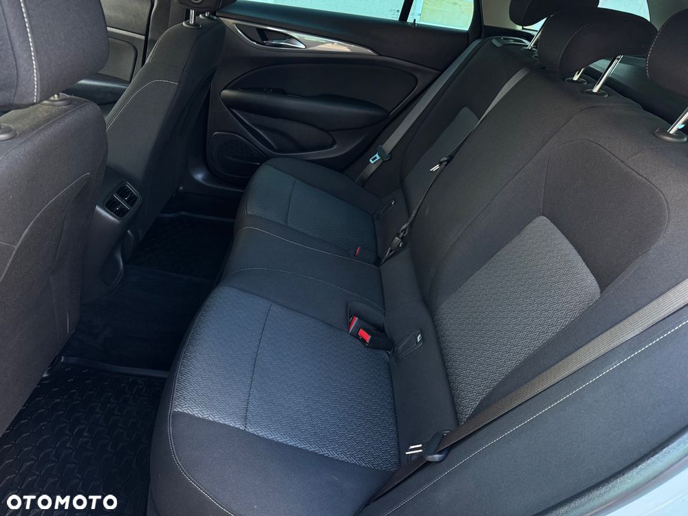 Opel Insignia 2.0 CDTI Exclusive S&S - 18