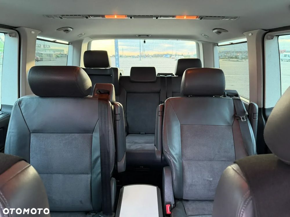 Volkswagen Multivan - 9