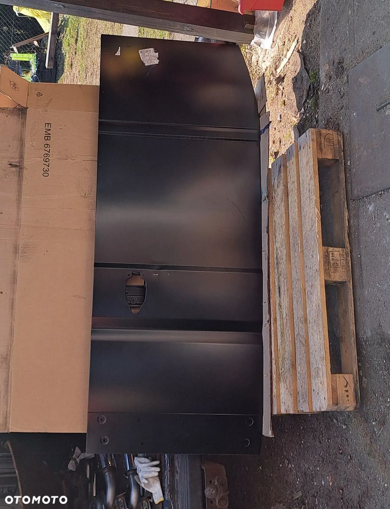 Drzwi prawe tył tylne Fiat Ducato III H3 1681318680 Citroën Jumper II Peugeot Boxer II Opel Movano C Drzwi Skrzydełka prawy tył tylne Fiat Ducato III H3 Citroën Jumper II Peugeot Boxer II Opel Movano C 1681318680 - 3