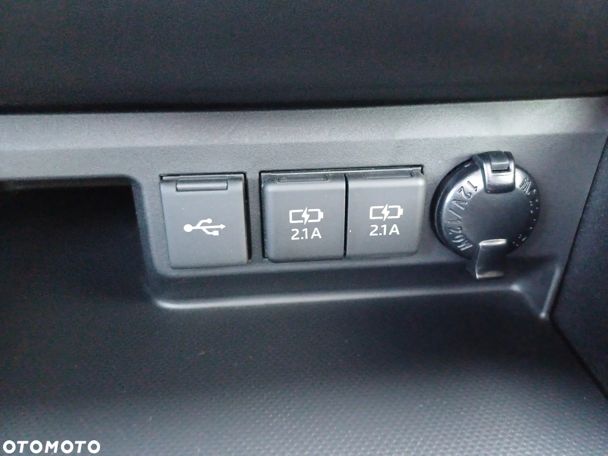 Toyota Grand Highlander - 18