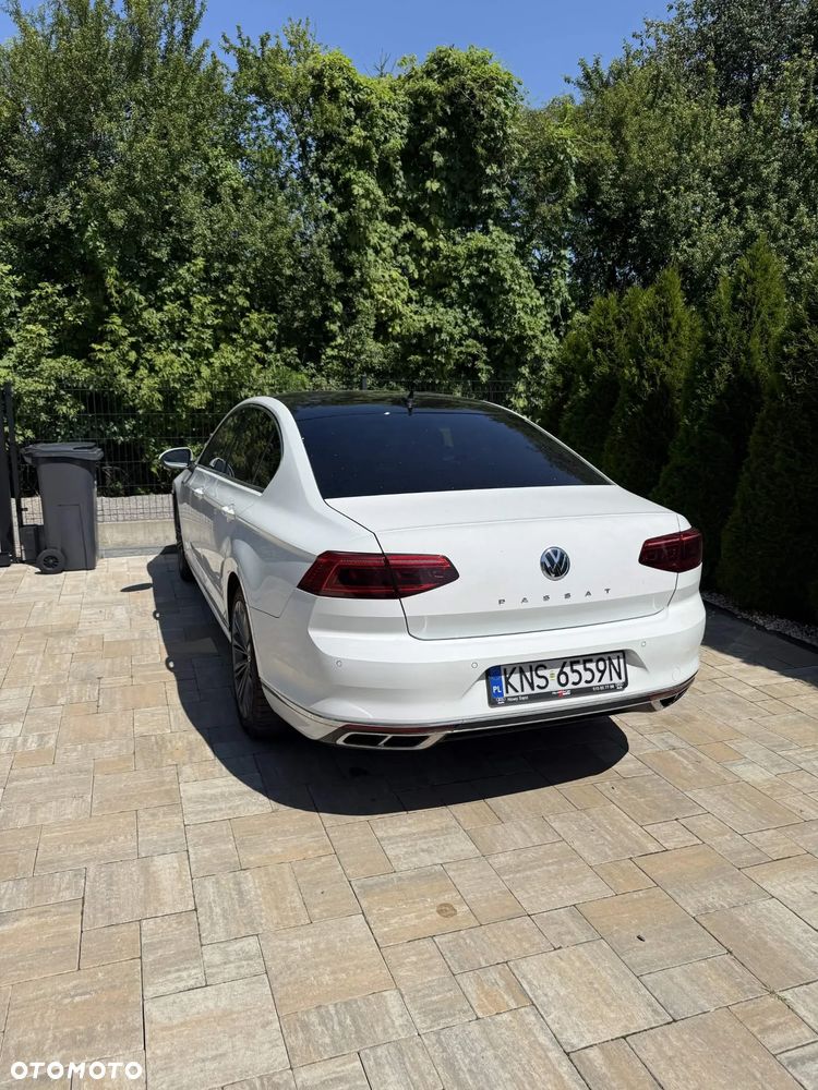 Volkswagen Passat 2.0 TSI Elegance DSG - 10