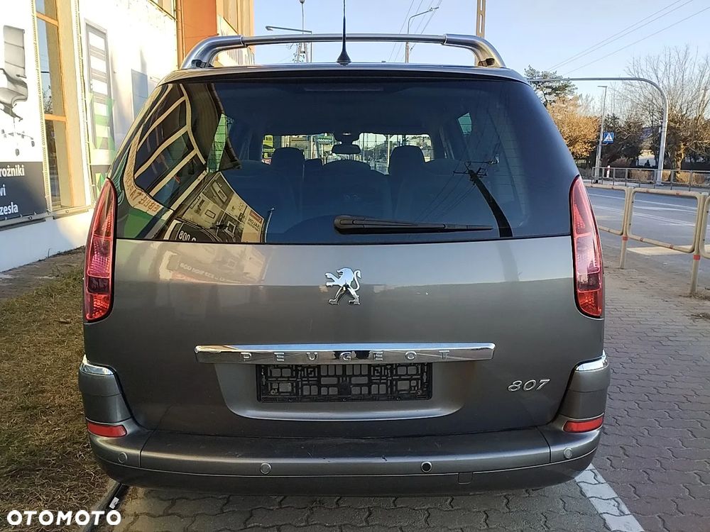 Peugeot 807 HDi 135 Family - 4