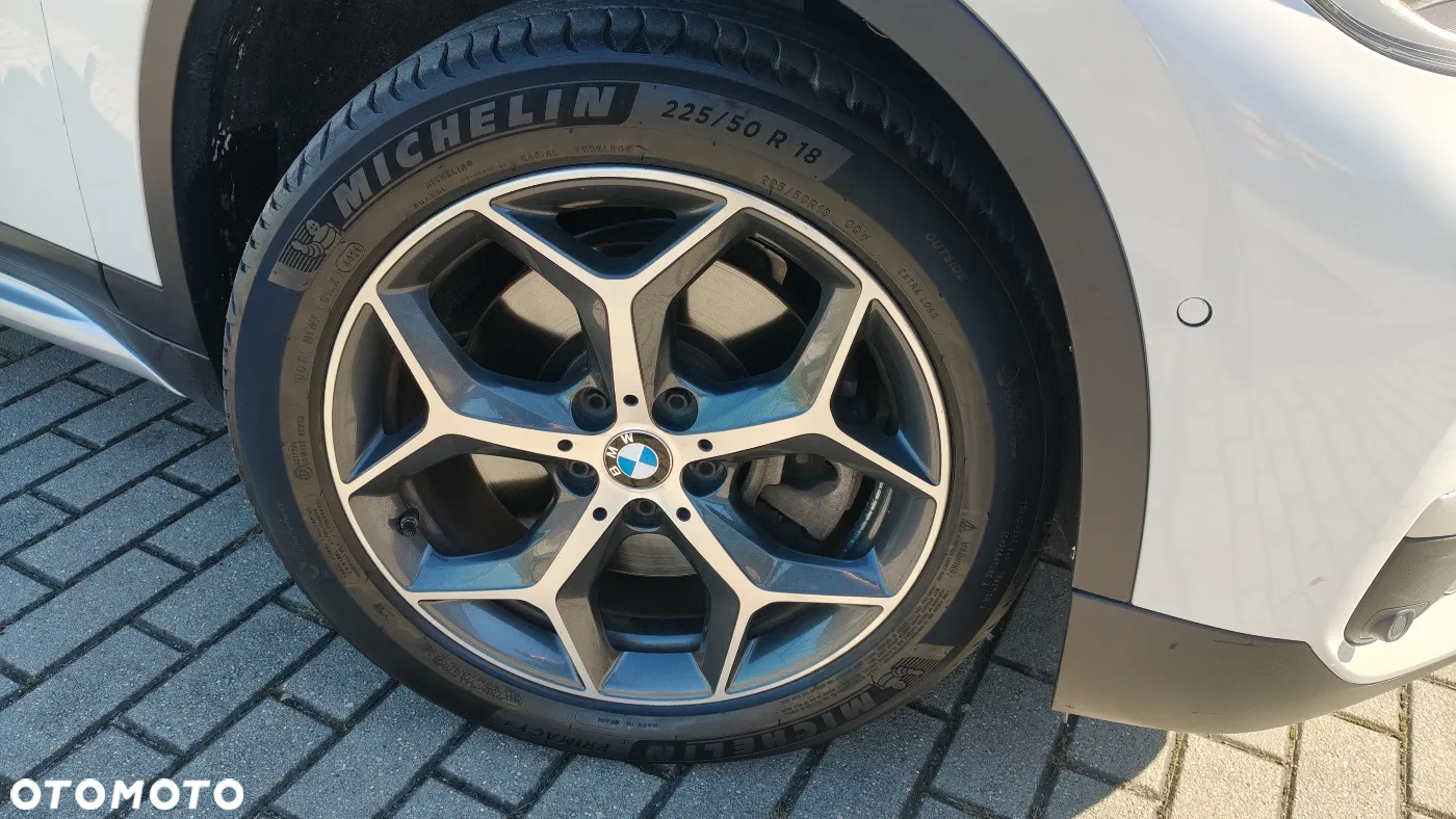 BMW X1 xDrive25i Sport Line - 10