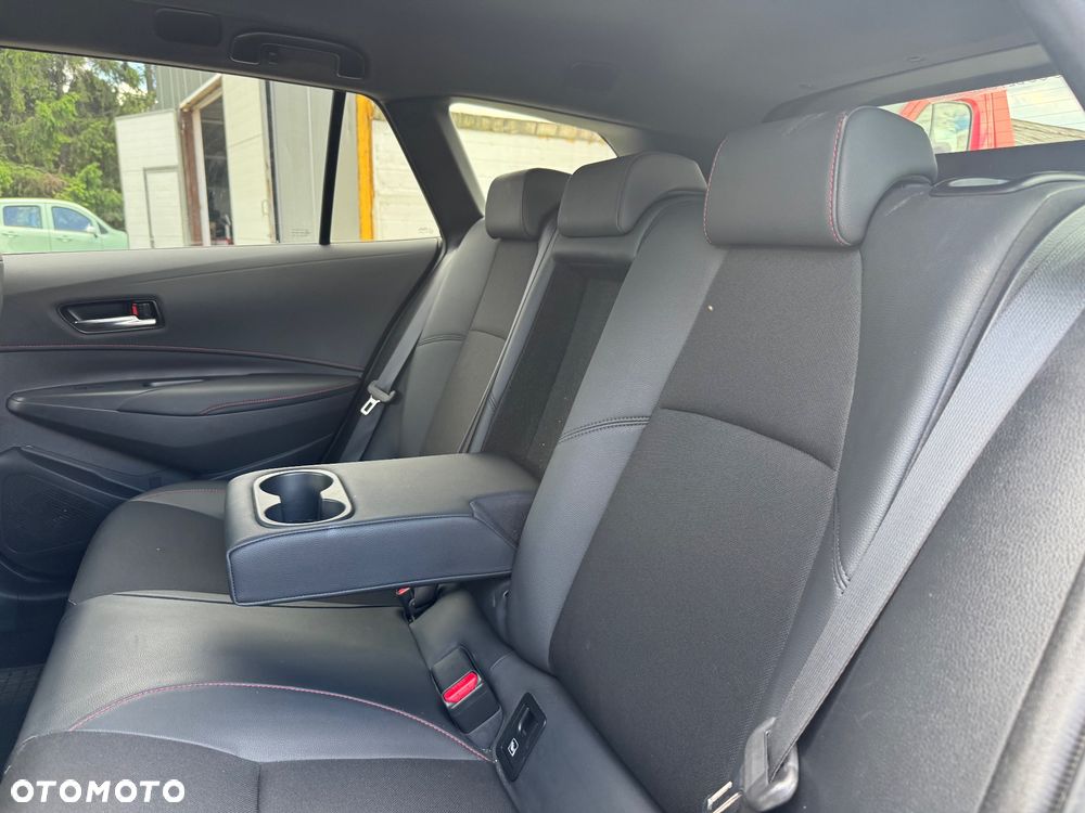 Toyota Corolla 1.8 Hybrid GR Sport - 12