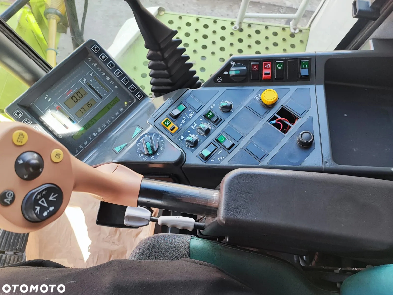 Claas Lexion 450 C600 Kombajn do Zboża C540 Lexion 430 Tucano 320 APS Tucano 350 Lexion 415 Lexion 540 - 5