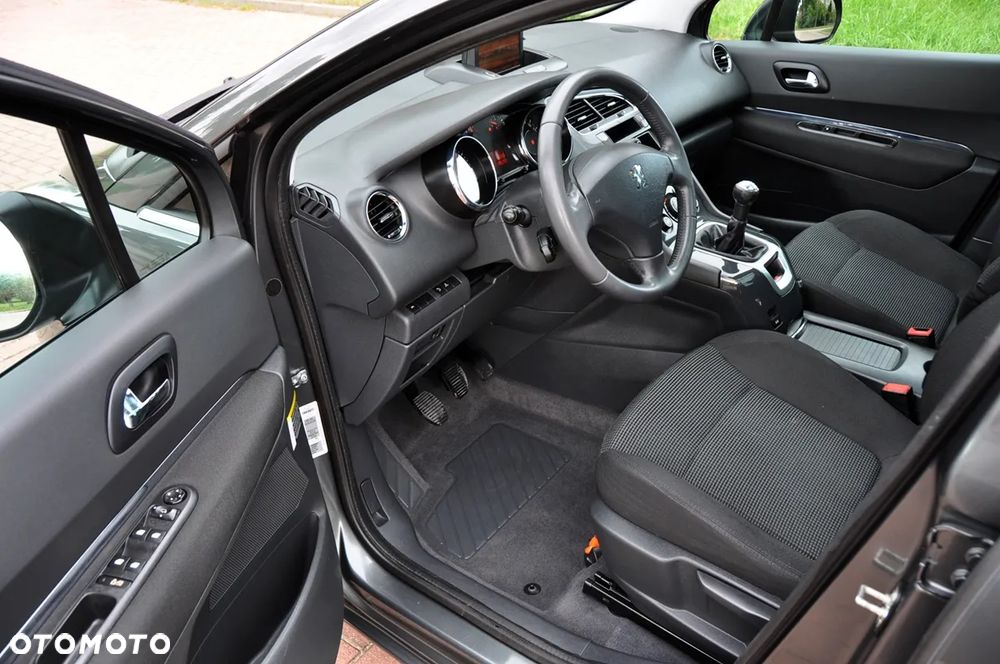 Peugeot 5008 1.6 Active 7os - 10