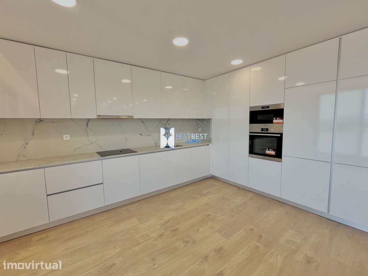 T3 NOVO , GRANDE VARANDA, DESIGN MODERNO, EQUIPADO, AIRO, BARCELOS - Grande imagem: 3/28