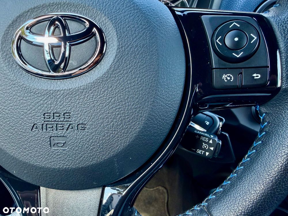 Toyota Yaris 1.5 Selection CVT - 11