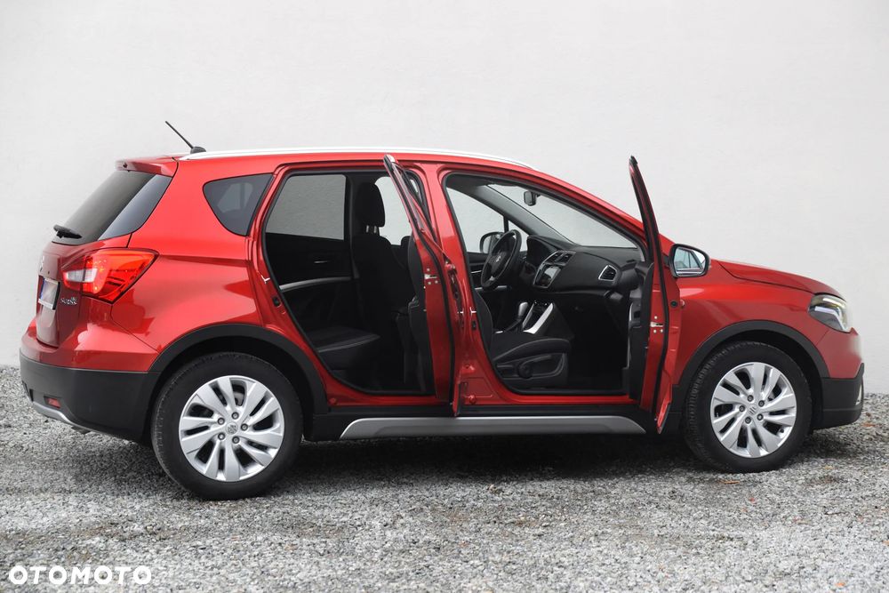 Suzuki SX4 S-Cross 1.4 T Elegance Sun 4WD - 24