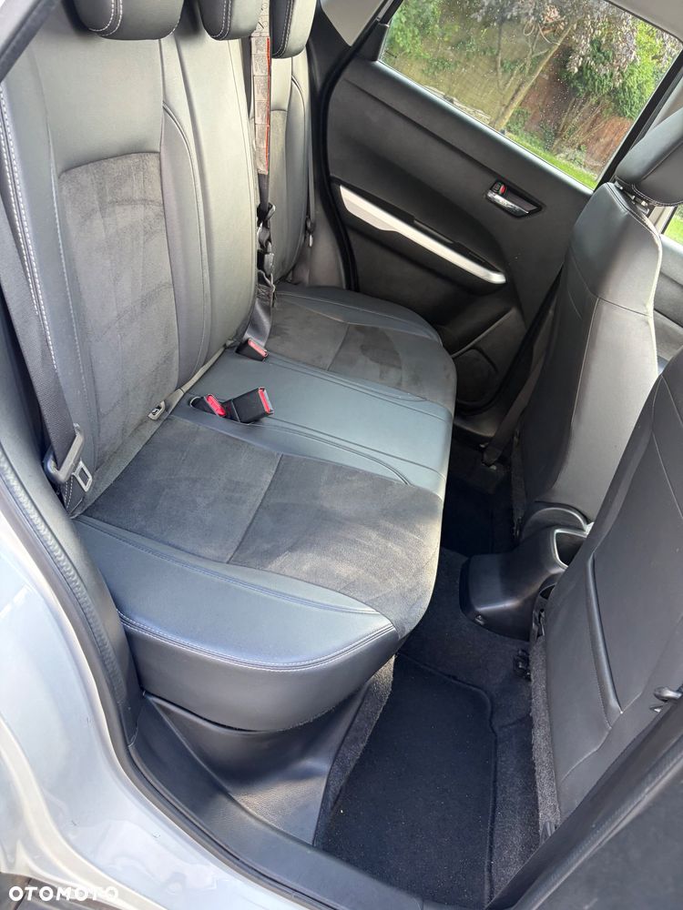 Suzuki Vitara 1.6 DDiS (4x4) Allgrip Comfort+ - 33
