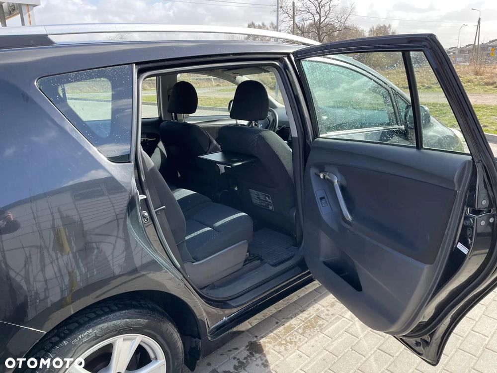 Toyota Verso 1.8 Sol 7os - 7