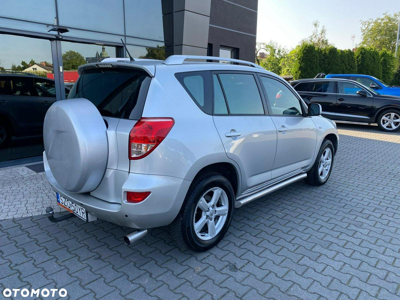 Toyota RAV4 - 4