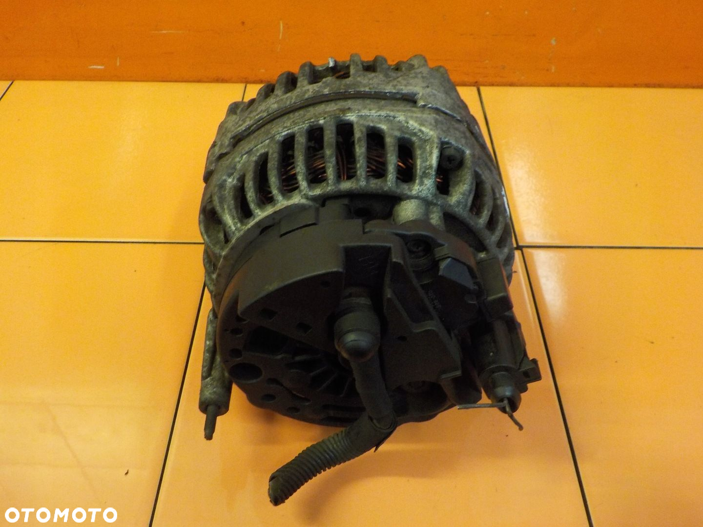 AUDI A4 B8 EXEO A5 Q5 2.0 TDI 10r 143KM CAG alternator - 4