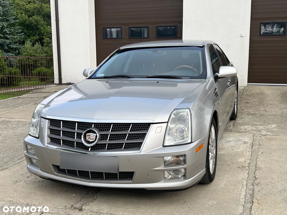 Cadillac STS - 10