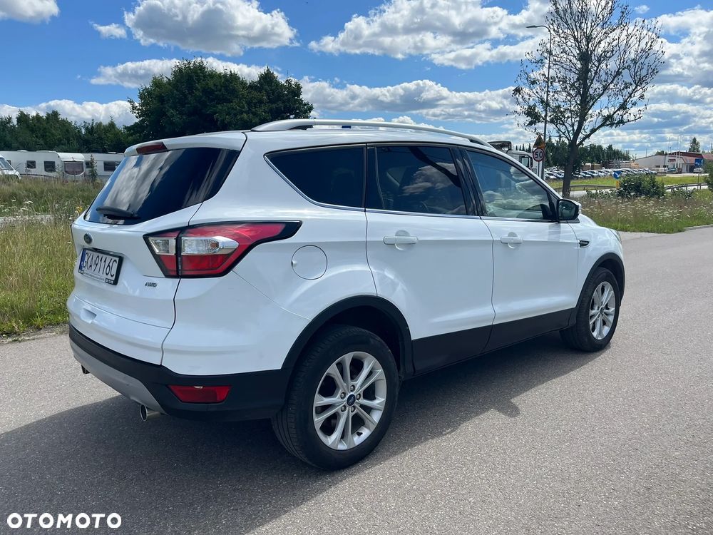 Ford Kuga 2.0 TDCi 4WD Titanium - 4
