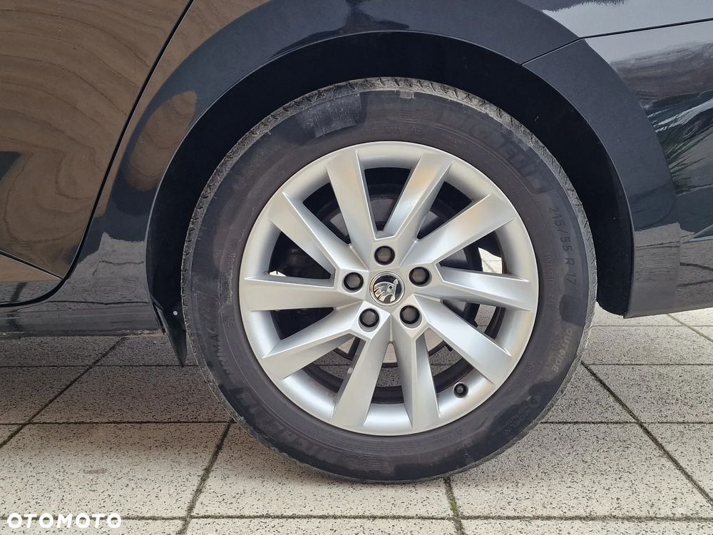 Skoda Superb Combi 2.0 TDI DSG Selection - 20