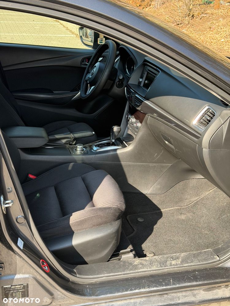 Mazda 6 - 8