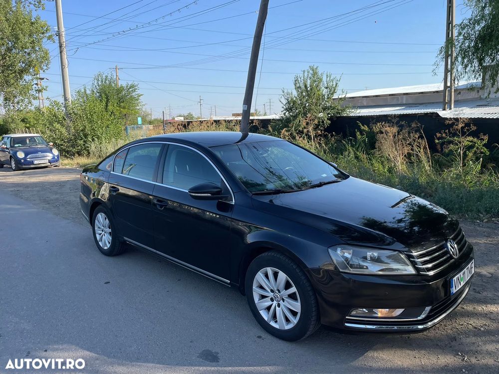 Volkswagen Passat 2.0 TDI DSG Comfortline - 3