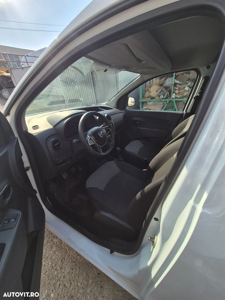 Dacia Dokker 1.5 dCi 90 CP Laureate - 12