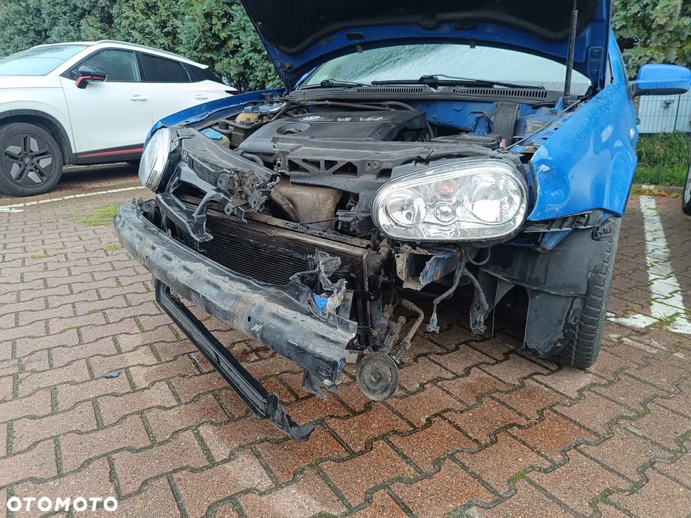 Volkswagen Golf IV 1.6 Comfortline - 4