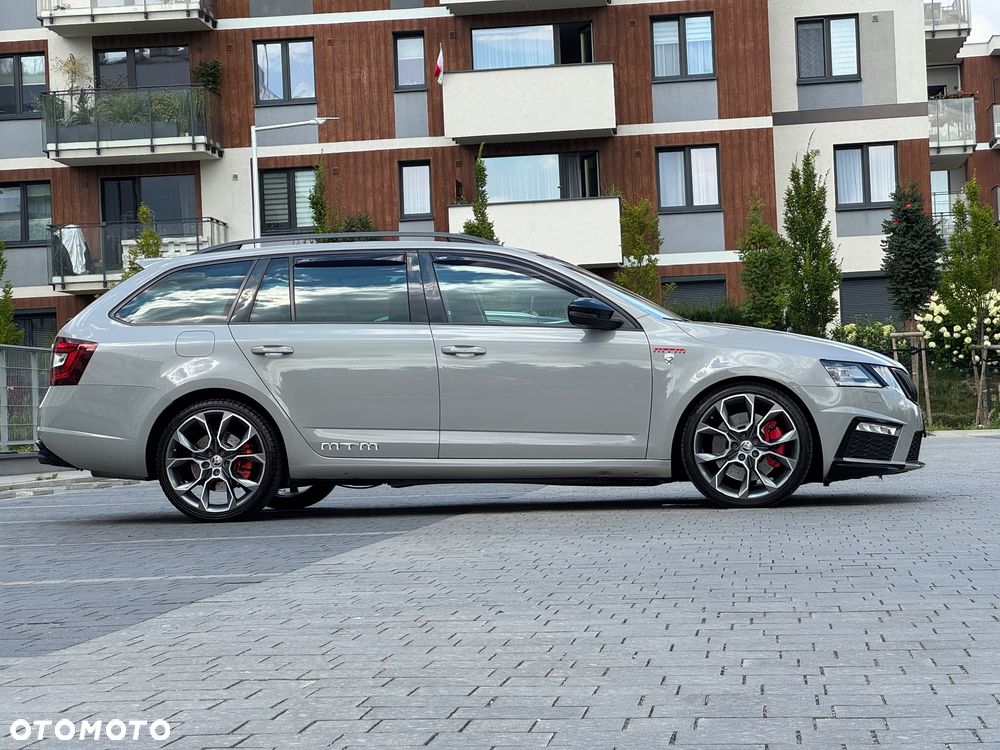 Skoda Octavia 2.0 TSI RS Challenge 245 DSG - 2