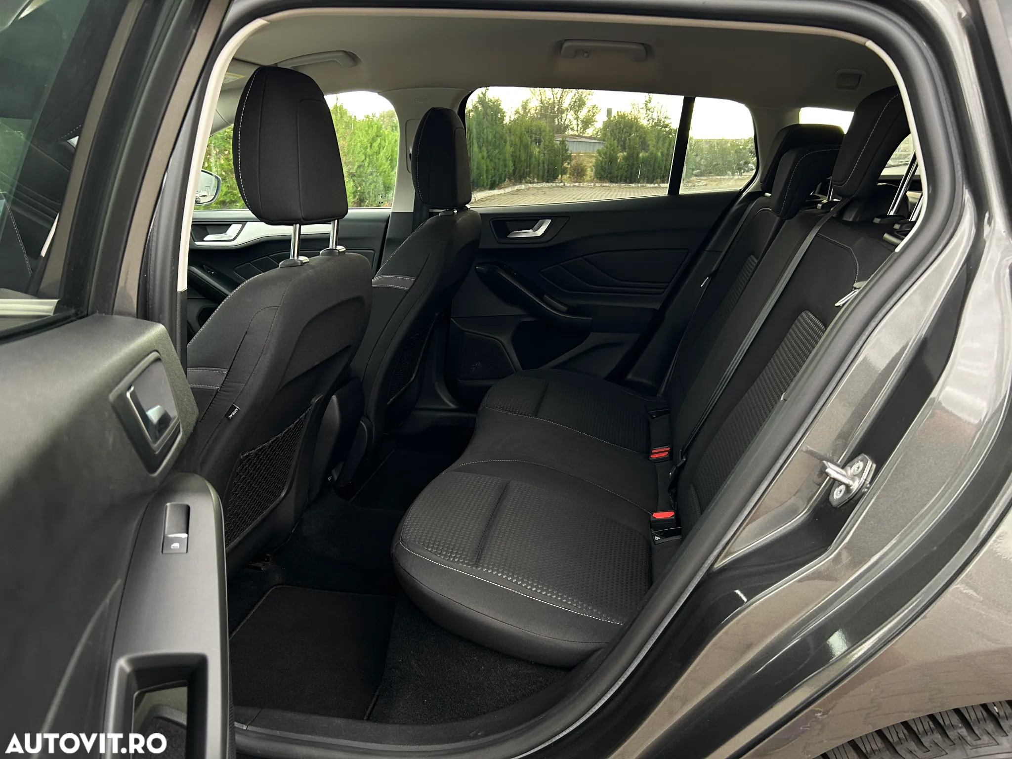 Ford Focus 1.5 EcoBlue Connected - 12
