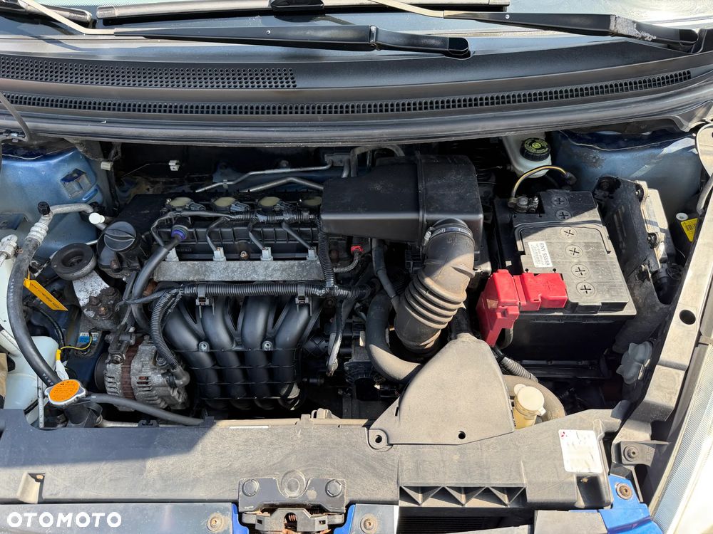 Mitsubishi Colt 1.3 Invite - 33