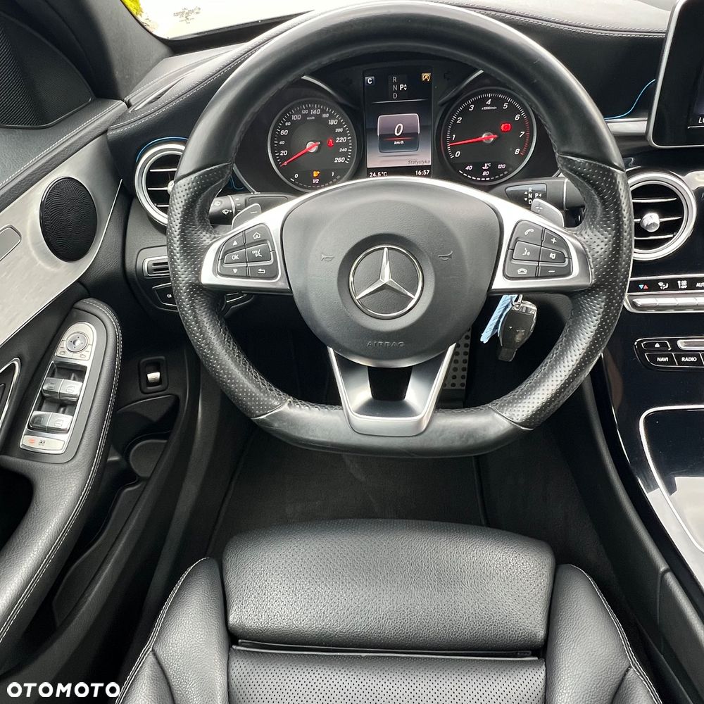 Mercedes-Benz Klasa C 200 7G-TRONIC AMG Line - 31