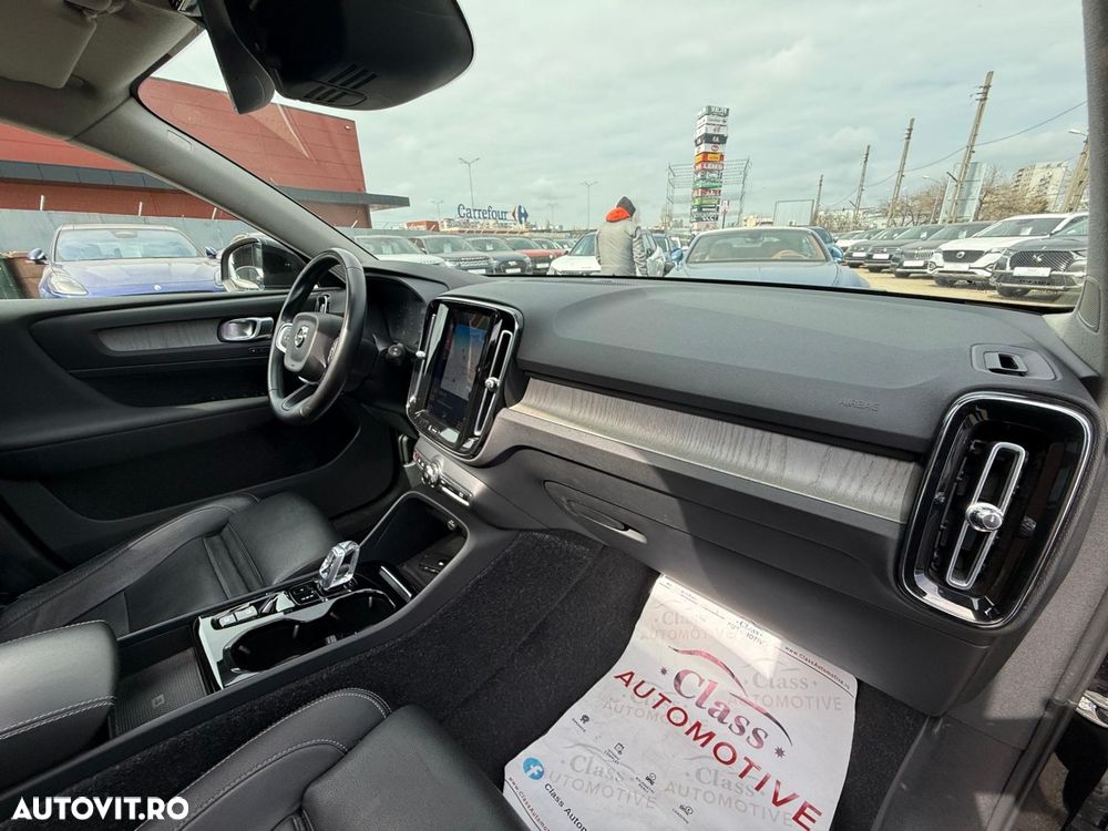 Volvo XC 40 Recharge T5 Twin Engine AT7 Inscription Expression - 26