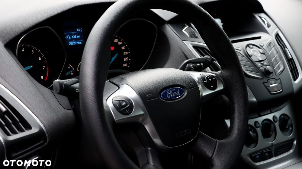 Ford Focus 1.6 Ti-VCT Titanium - 12