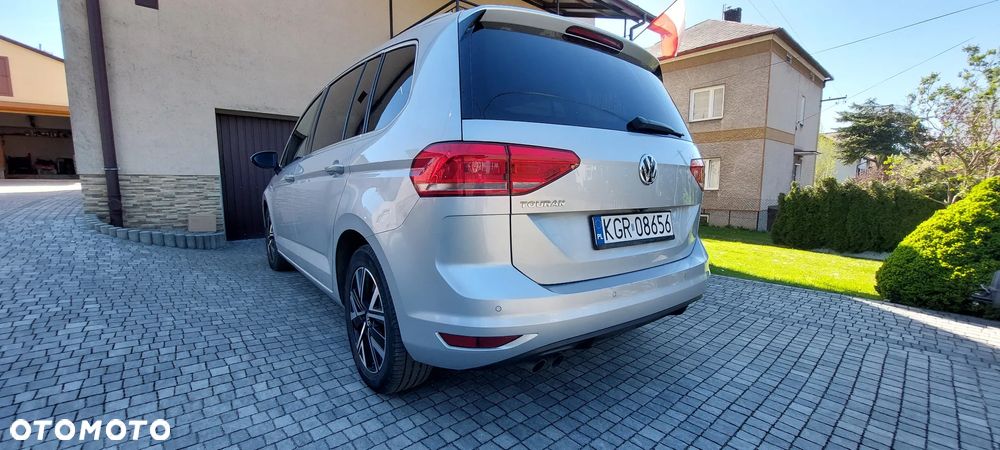 Volkswagen Touran 2.0 TDI BMT Highline - 14