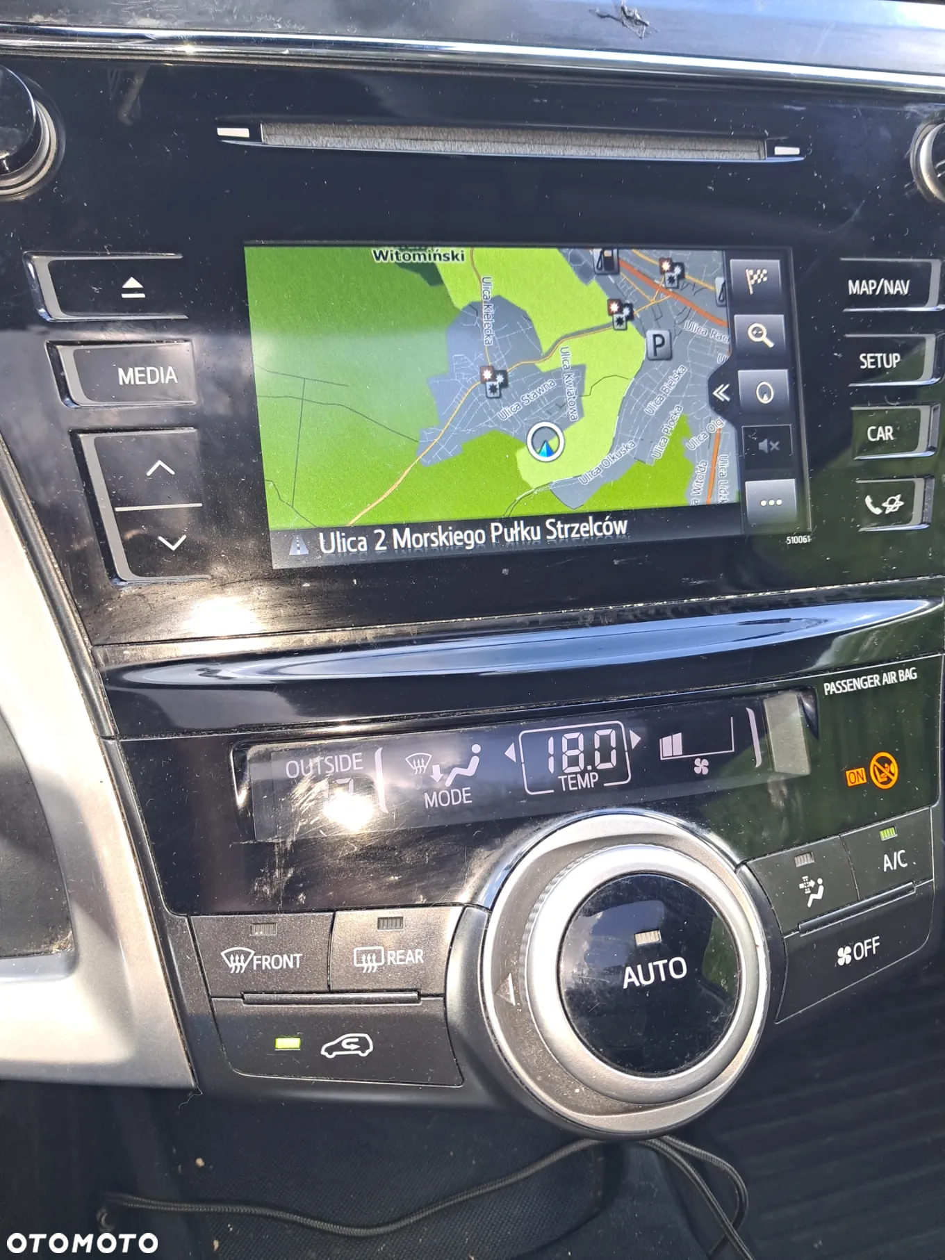 Toyota Prius+ (Hybrid) Executive - 23